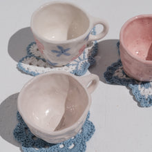 Carregar imagem no visualizador da galeria, Almar Ceramic Mugs with Almar Blue Crochet Handmade Girly Design Coaster
