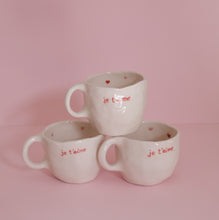 Carregar imagem no visualizador da galeria, Juliette Mug
