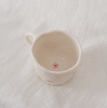 Carregar imagem no visualizador da galeria, sweet sakura mug
