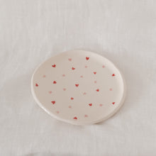 Carregar imagem no visualizador da galeria, Hearts Plate
